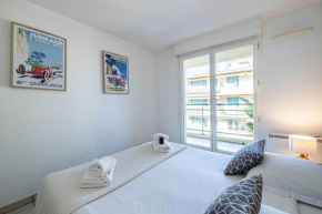 Bright One bedroom Apt with Parking and Terrace